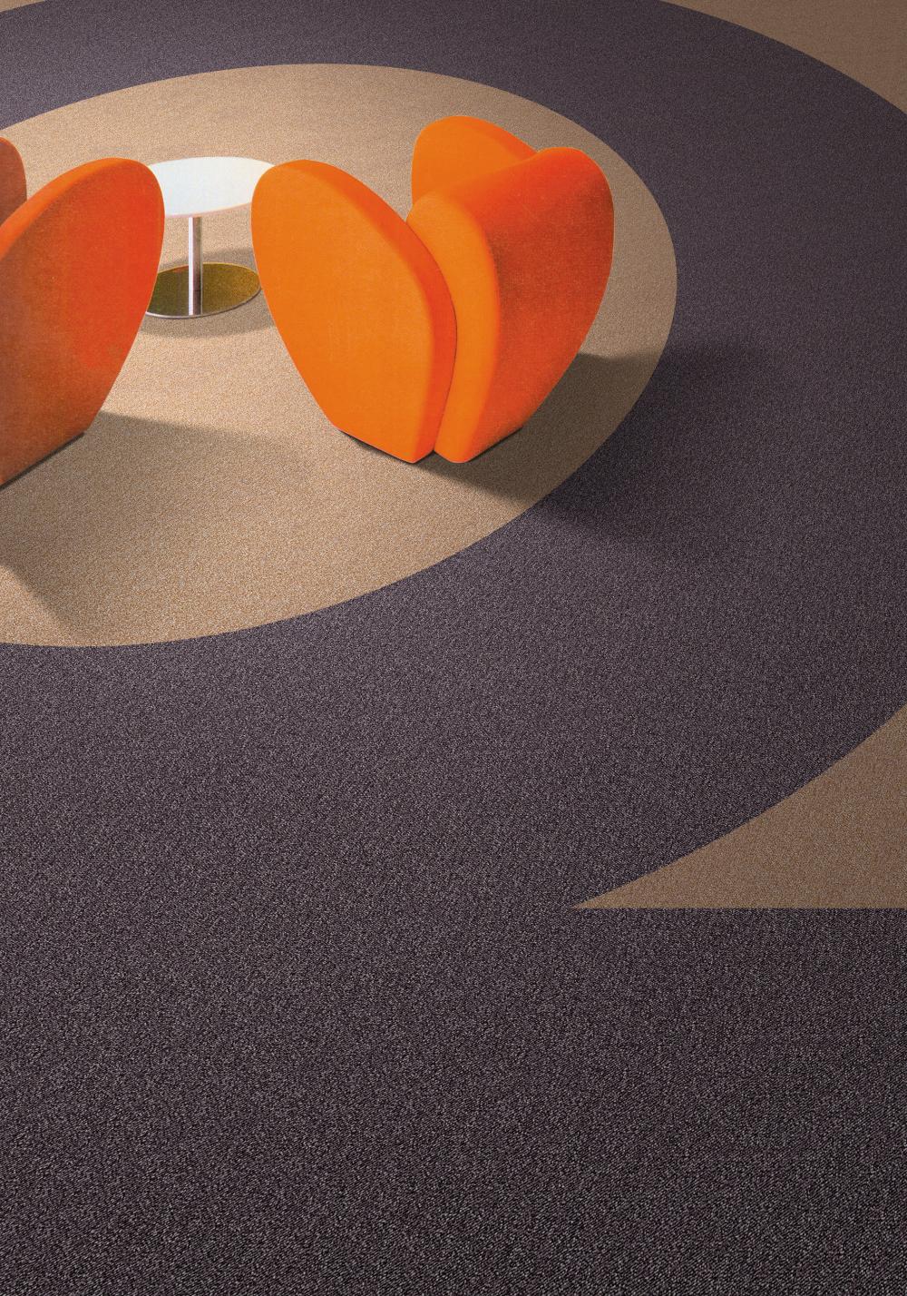 多米诺02+08  9.19.jpg